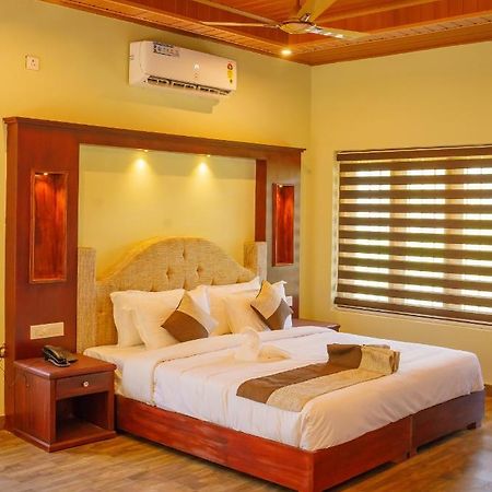 Carmel Tourism Village Kotamangalam Luaran gambar