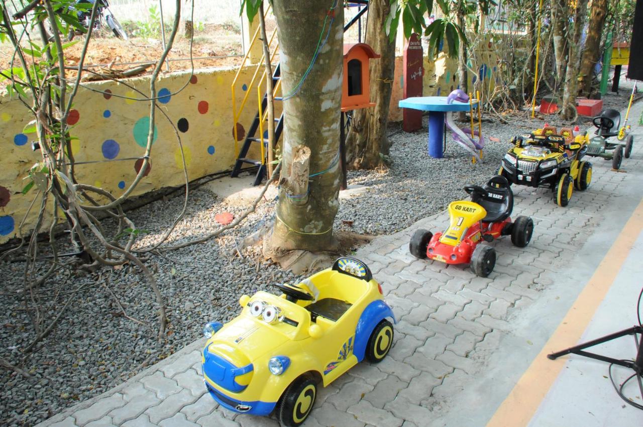 Carmel Tourism Village Kotamangalam Luaran gambar