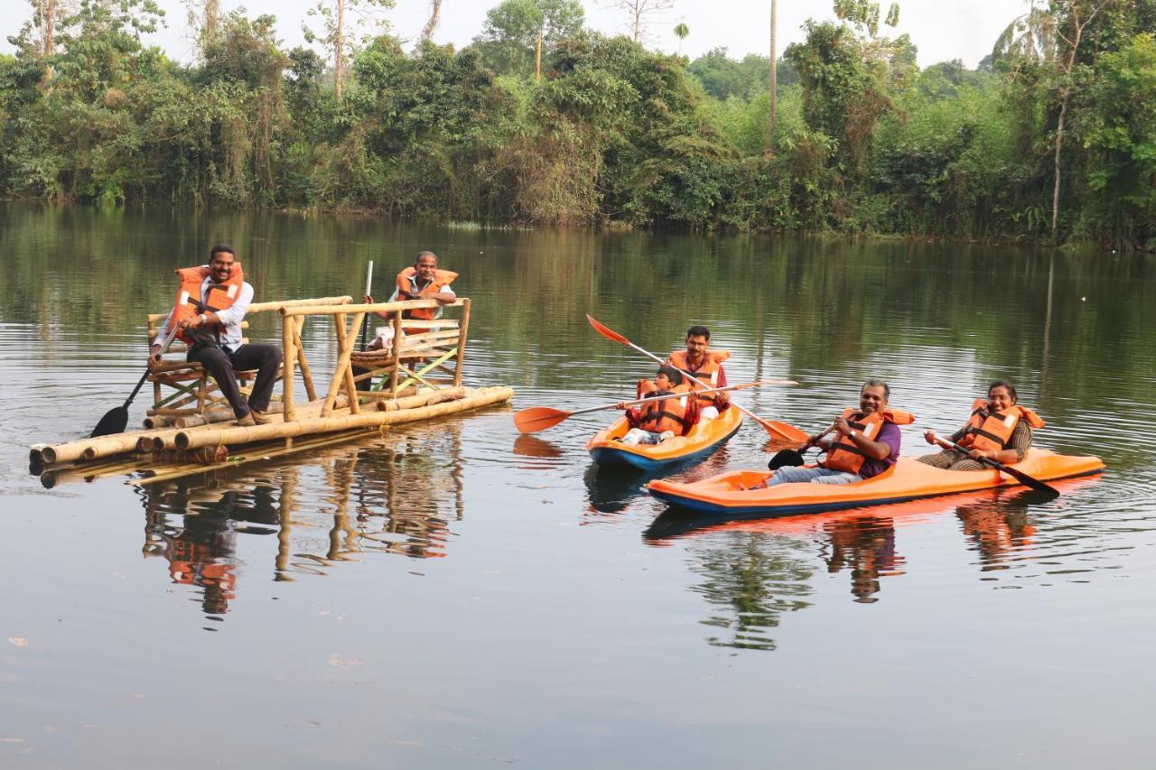 Carmel Tourism Village Kotamangalam Luaran gambar